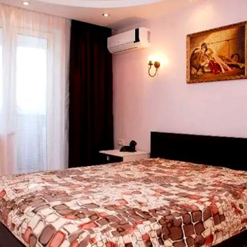 Патріарха Мстислава Скрипника вул., 9