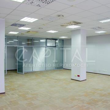 Миколи Пимоненка вул., 12