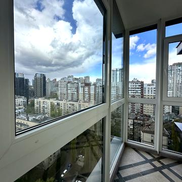 Предславинська вул., 53