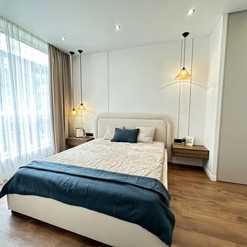 Героїв Майдану вул., 5