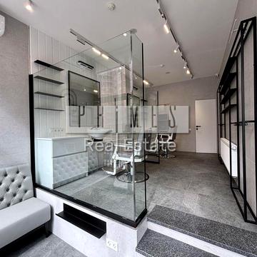 Василя Тютюнника вул. (Анрі Барбюса), 28-А