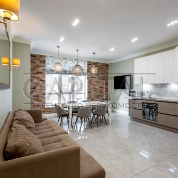 Андрія Верхогляда вул. (Михайла Драгомирова), 14