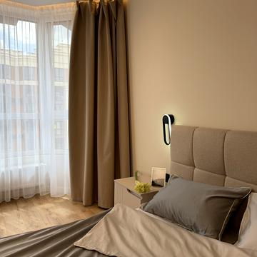 Мартинова просп., (вул. Молодіжна, 8)