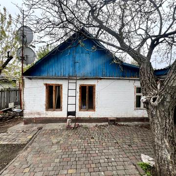 Савурська вул., 14