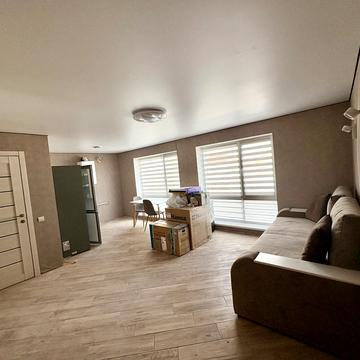 Назарія Яремчука вул., 18