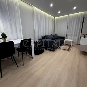 Михайла Максимовича вул. (Онуфрія Трутенка), 26