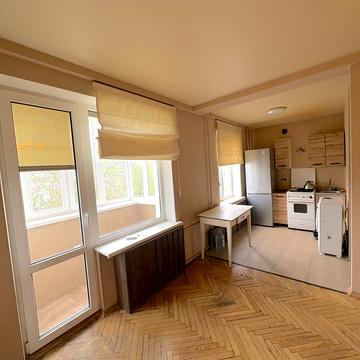 Володимира Жаботинського вул. (Муромська), 3