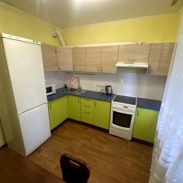 Софії Русової вул., 7