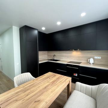 Костанайська вул., 13