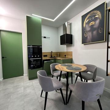 Гетьмана Мазепи вул., 164, к6