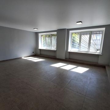 Тичини вул., 8а