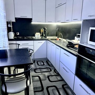 Моторобудівників просп., 26-А