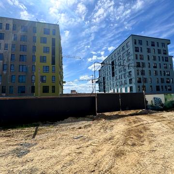 Кирила Студинського вул., (Будинок 1)