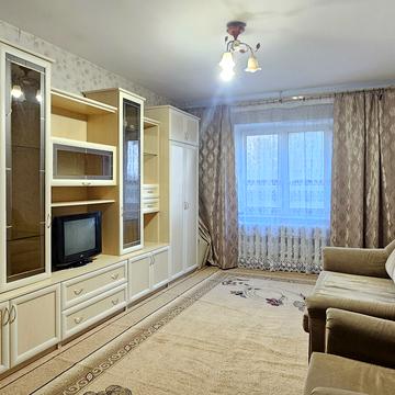 Милославська вул., 32/51а