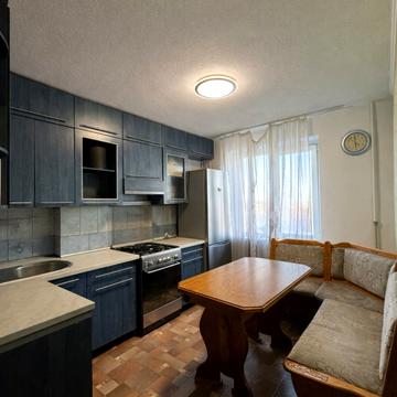 Сонячна Набережна вул. (Маршала Малиновського), 58