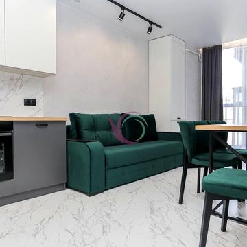 Гриневичів вул. (Богунська), 1