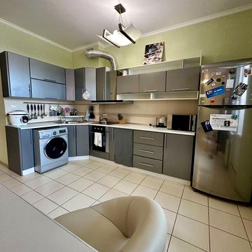 Михайла Грушевського вул., 39/3 к5