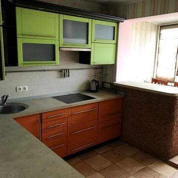 Олега Мудрака вул. (Генерала Наумова), 33