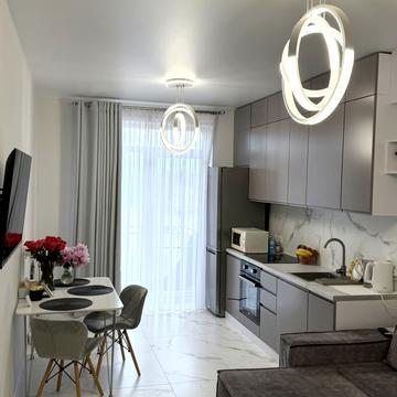 Василя Гаджеги вул., (Будинок 7)