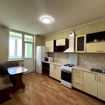 Єлизавети Чавдар вул., 3