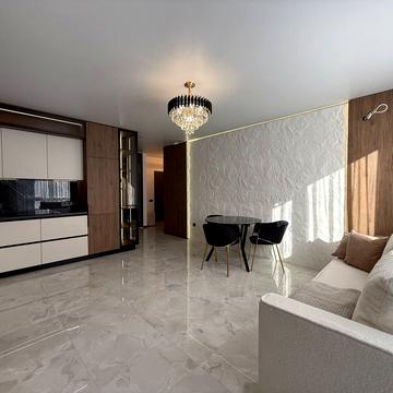 Богдана Хмельницького вул., (ЖК Вежа (будинок 1))