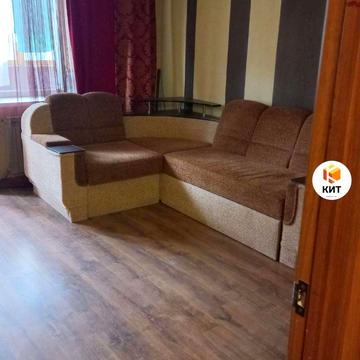 Дмитрівська вул., 28