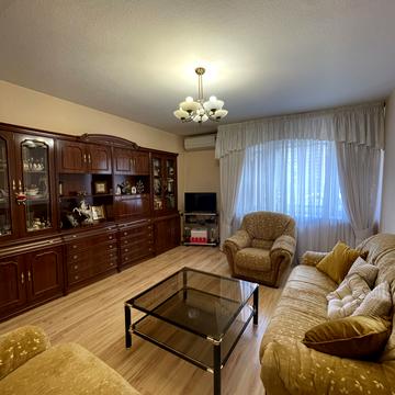 Антоновича вул. (Горького), 112