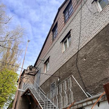 Універсальний пров., 6-В