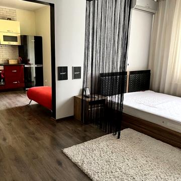 Григорія Ващенка вул., 1