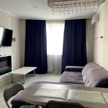 Деміївська вул., 13