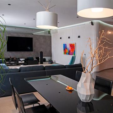 Гоголівська вул., 4