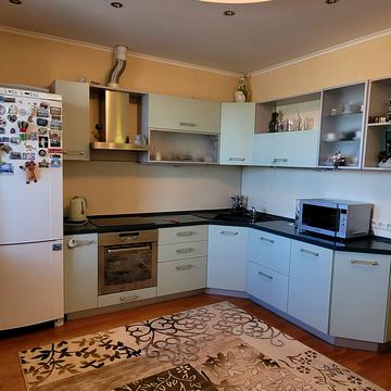 Миколи Бажана просп., 14