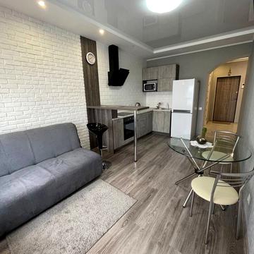 Камянська вул. (Дніпродзержинська), 6