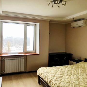 Антоновича вул. (Горького), 158