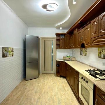 Галицька вул., (Будинок)