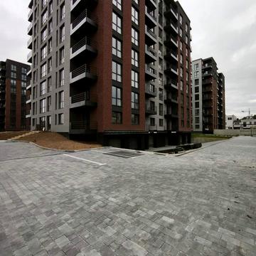 Бориса Тлехаса вул., (Будинок 4)