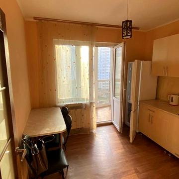 Бориса Гмирі вул., 12-Б