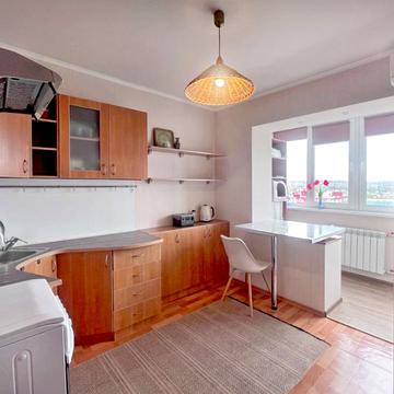 Парусний пров., 13