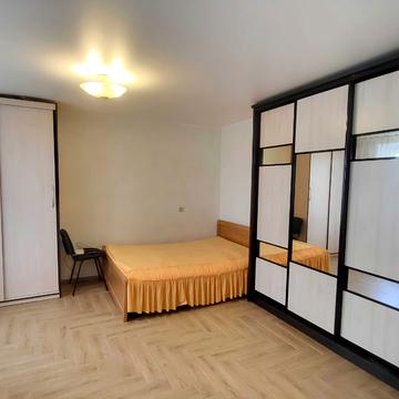 Національної Гвардії вул., 6