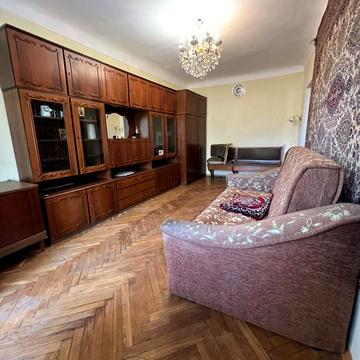 Добрий Шлях вул., 5