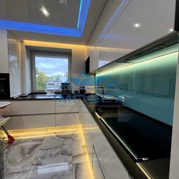 Соборності вул. (Жовтнева), 30а к2