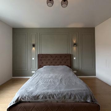 Залізнична вул., 13