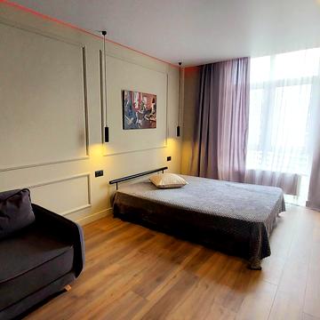 Микільсько-Слобідська вул., 8