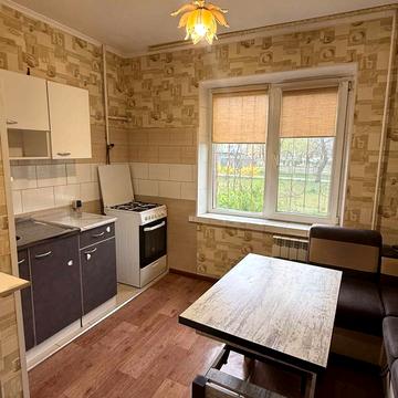 Приозерна вул., 8-А