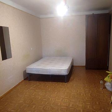 Євгена Танцюри вул., 45