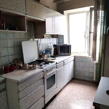 Набережна Перемоги вул., 76