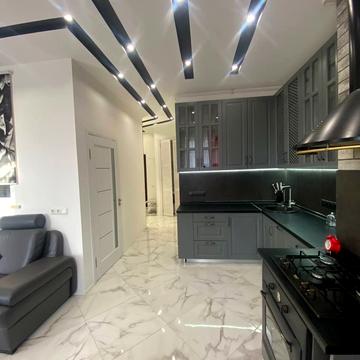 Травневий пров., 6