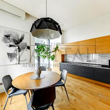 Лютеранська вул., 7/10