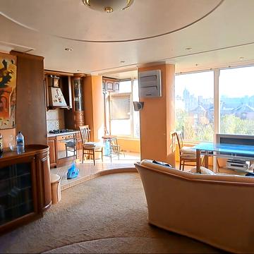 Кловський узвіз, 20