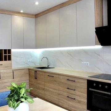 Драгоманова вул., 10